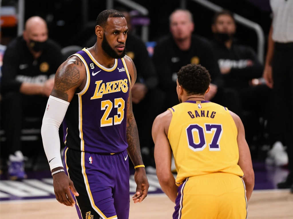 刻能够激励 刻能够激励